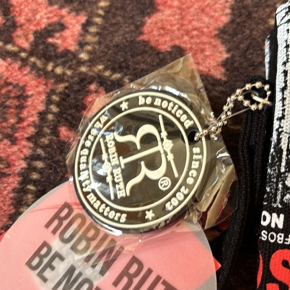 Robin Ruth wallet wristlet - Picture 3 of 6